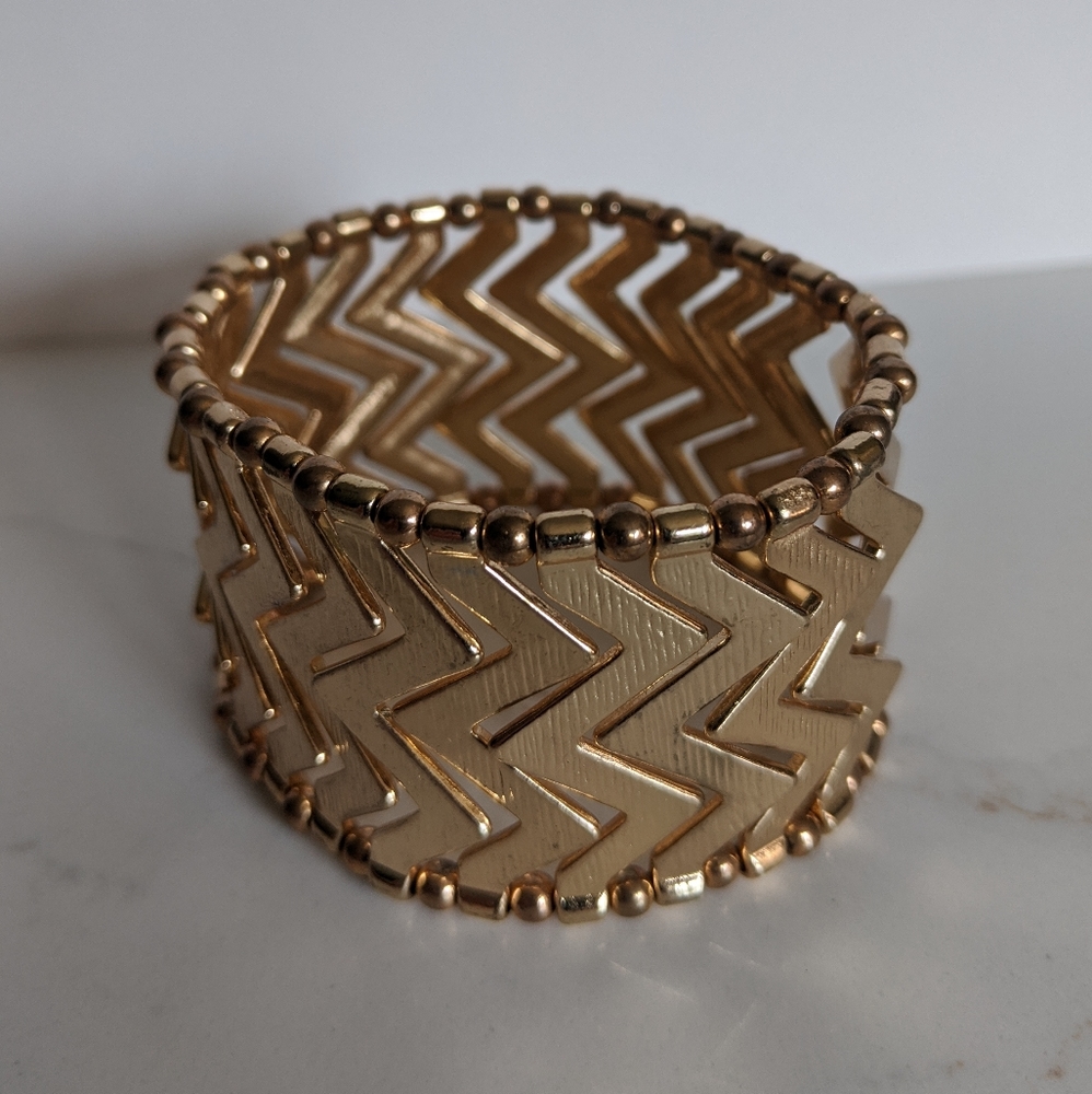 Gold bracelet